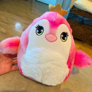 Piper the Penguin Scented Squishmallow